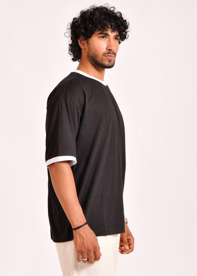 ROUND NECK OVERSIZED TEE